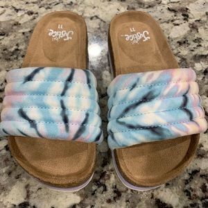 NWOT Little Girl Justice Rainbow Flipflops